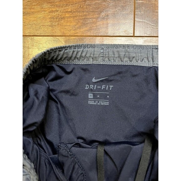 Nike Dry Fit Mens Short Size M Gay Active - Picture 3 of 5
